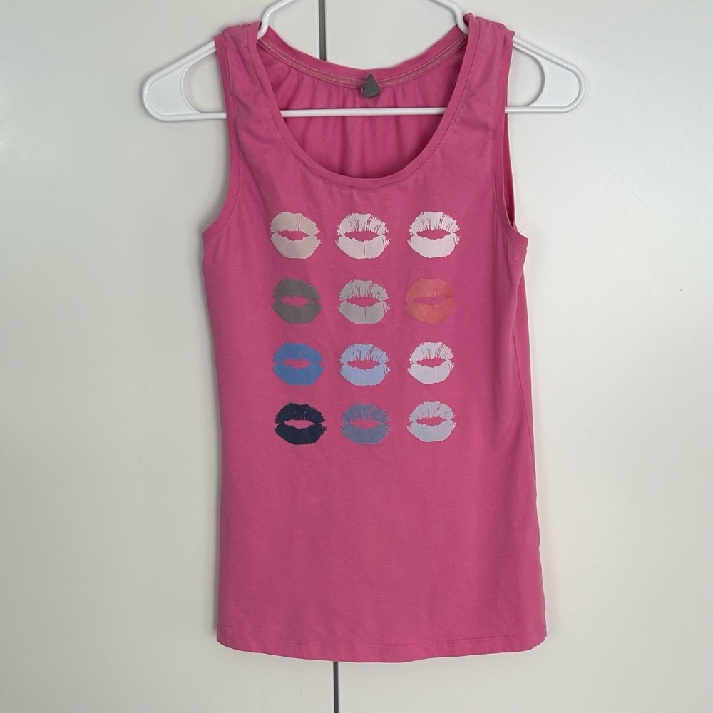 Culture Vibrant Pink Tank Top with Lip Design.  size M